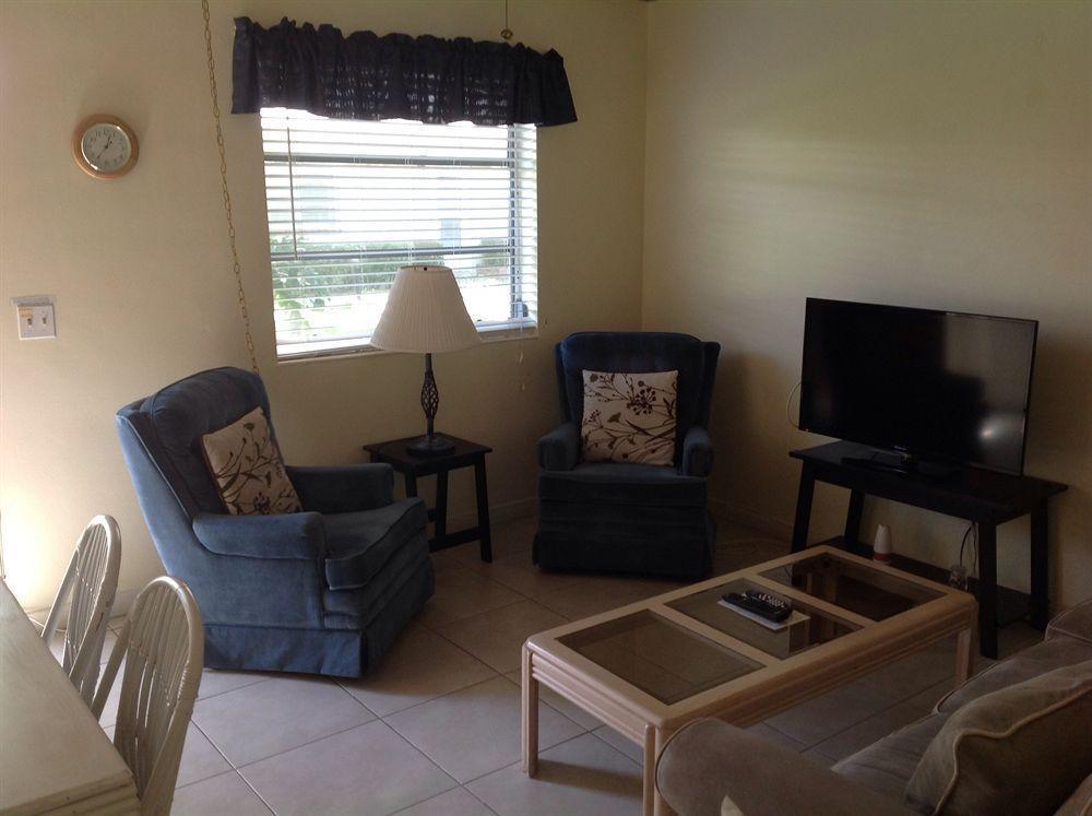 The Grove Condominium Delray Beach Exterior photo