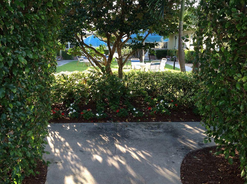The Grove Condominium Delray Beach Exterior photo