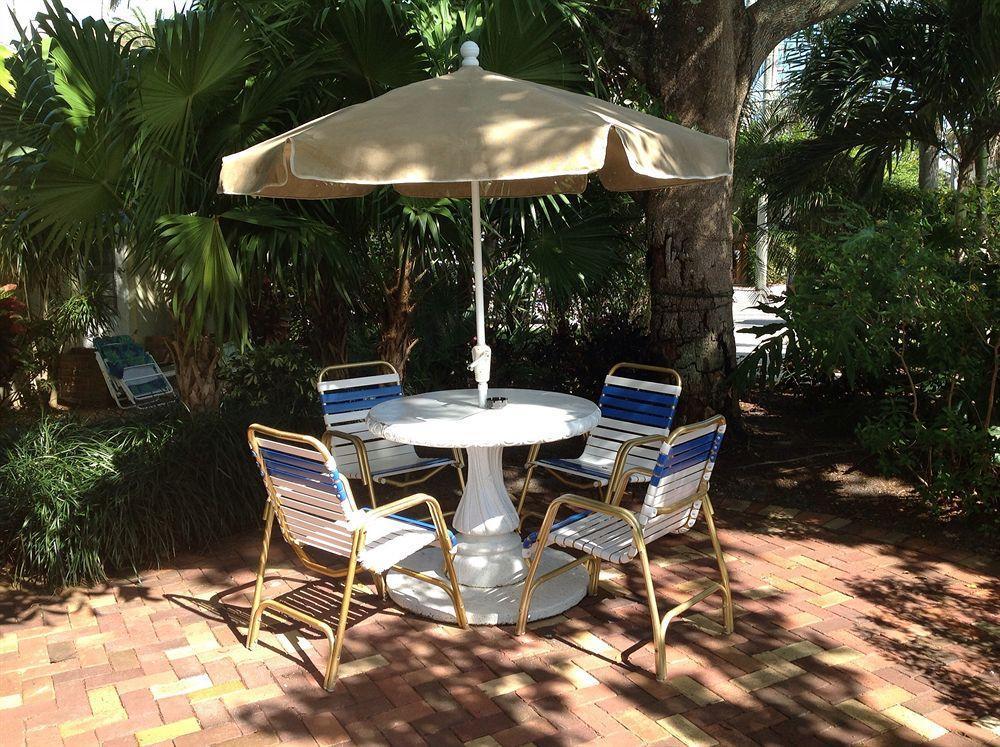 The Grove Condominium Delray Beach Exterior photo